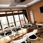 Danubia Gate Hotel 4*