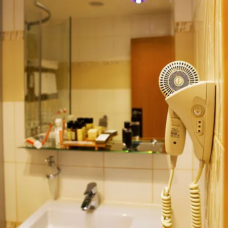 Danubia Gate Отель