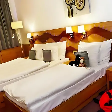 Danubia Gate Отель