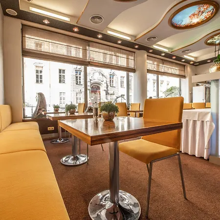 Danubia Gate 4* Братислава