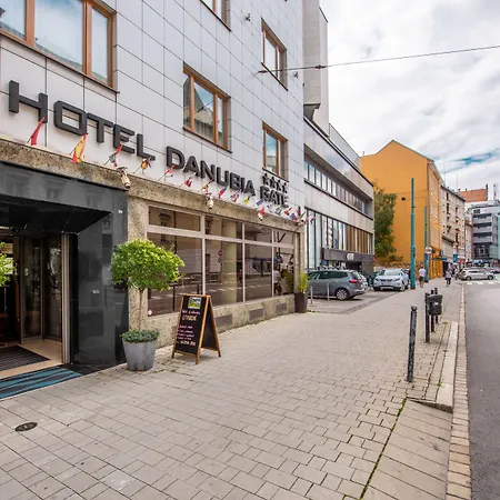 Danubia Gate Отель