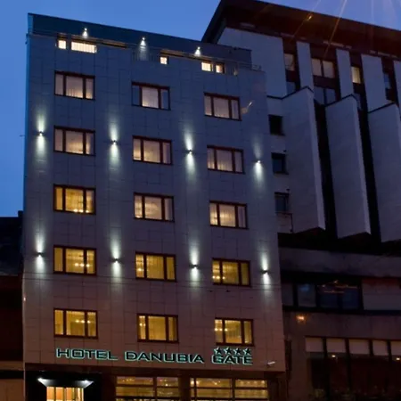 ホテル Danubia Gate 4*