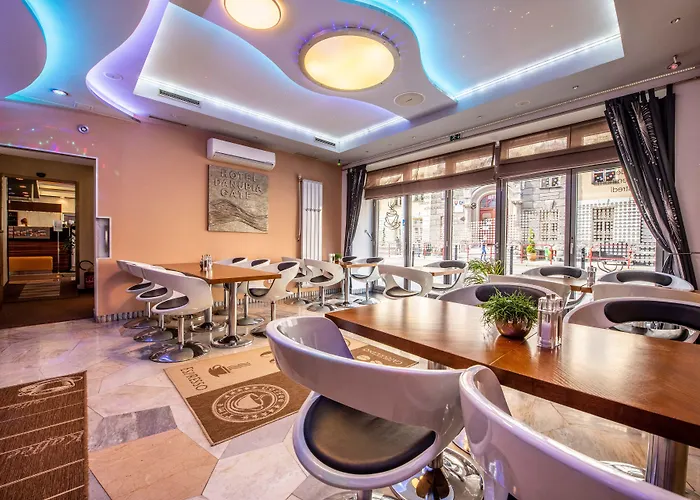 Hotel Danubia Gate 4*