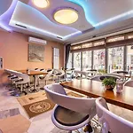 호텔 Danubia Gate 4*