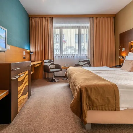 Hotel Danubia Gate 4*